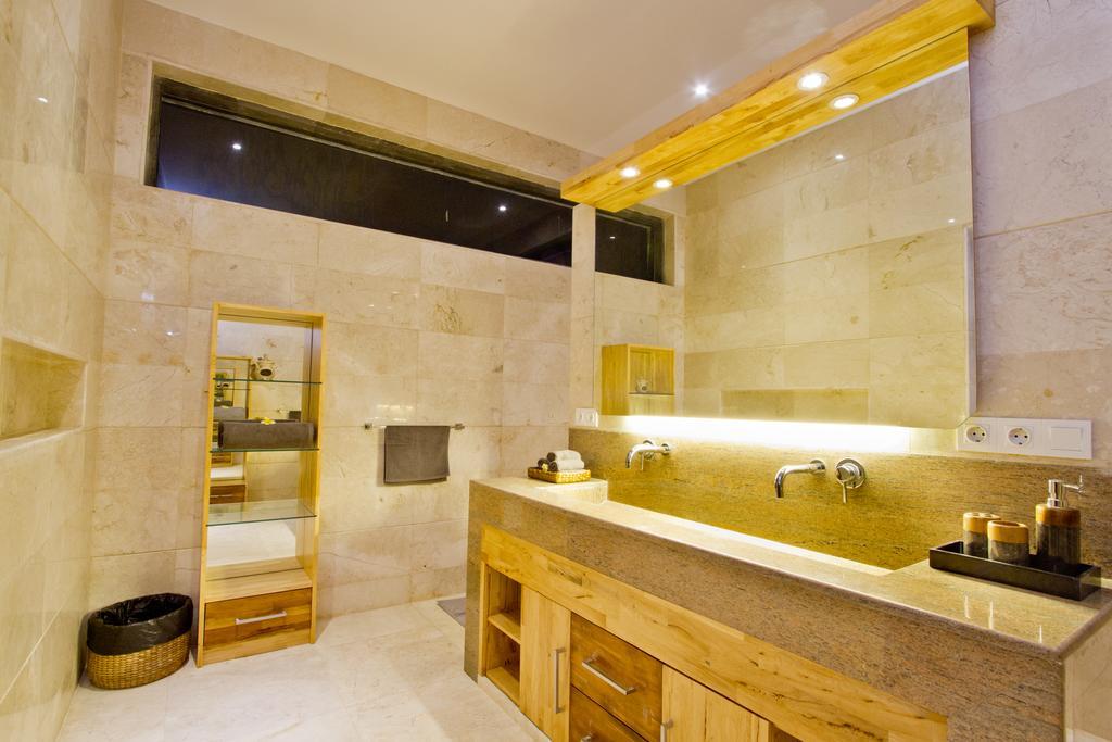 Puri Ratu Jimbaran Villa מראה חיצוני תמונה